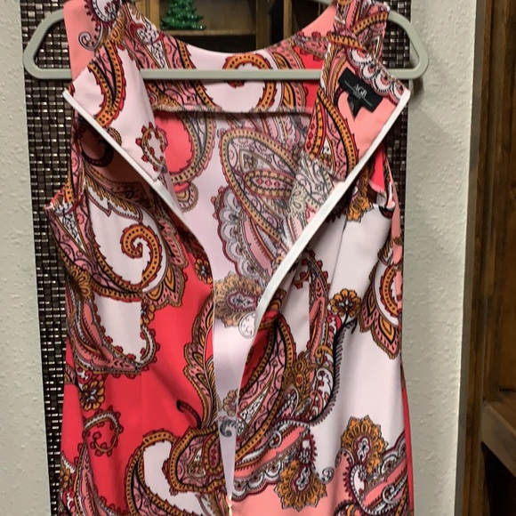 Ladies sleeveless dress. - Picture 3 of 7